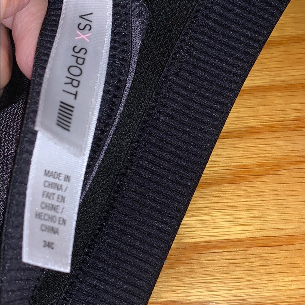 Victoria secret sport bra size 34c - Picture 7 of 8